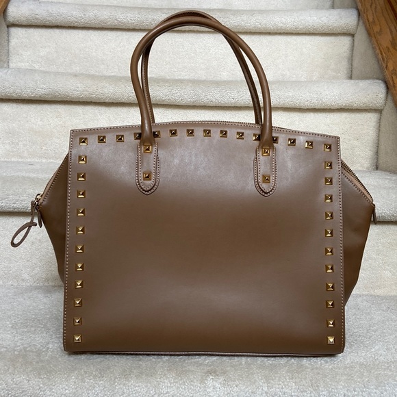 alberta di canio rockstud leather tote (valentino look w/o the hefty price 😊 - Picture 1 of 16